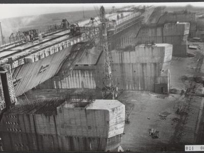 Spuisluizen Haringvliet – Stellendam