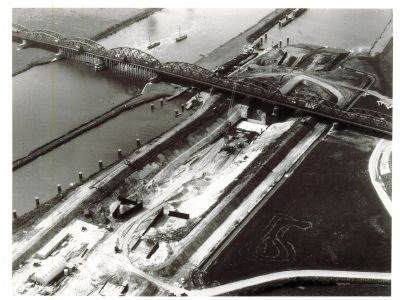 schutsluis – Grave